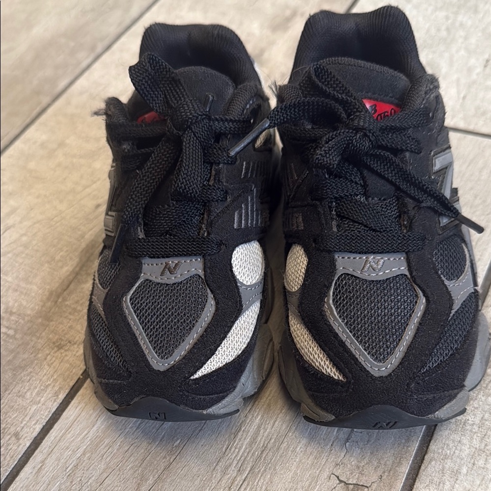 New Balance Kids 9060 Black and Gray Sneakers